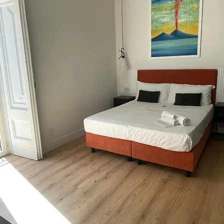 Rolando Domus Bed & Breakfast Naples Exterior photo