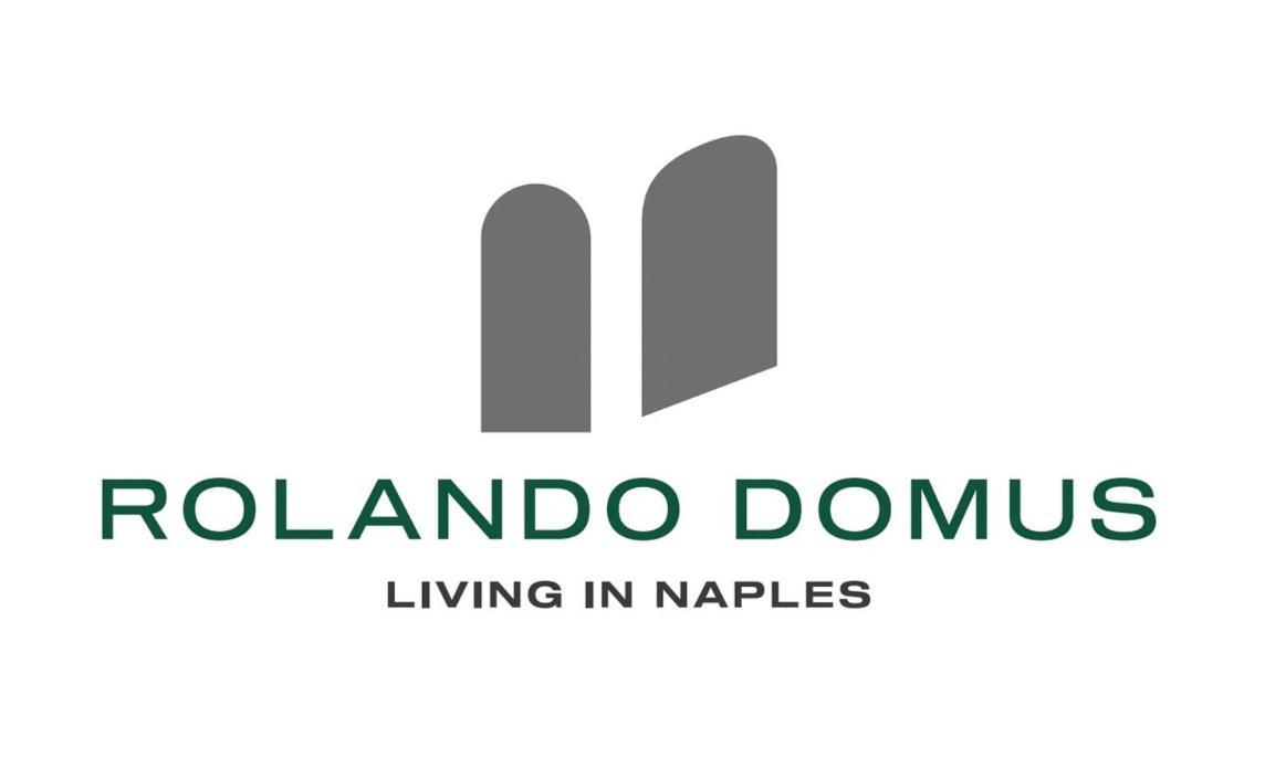 Rolando Domus Bed & Breakfast Napoli